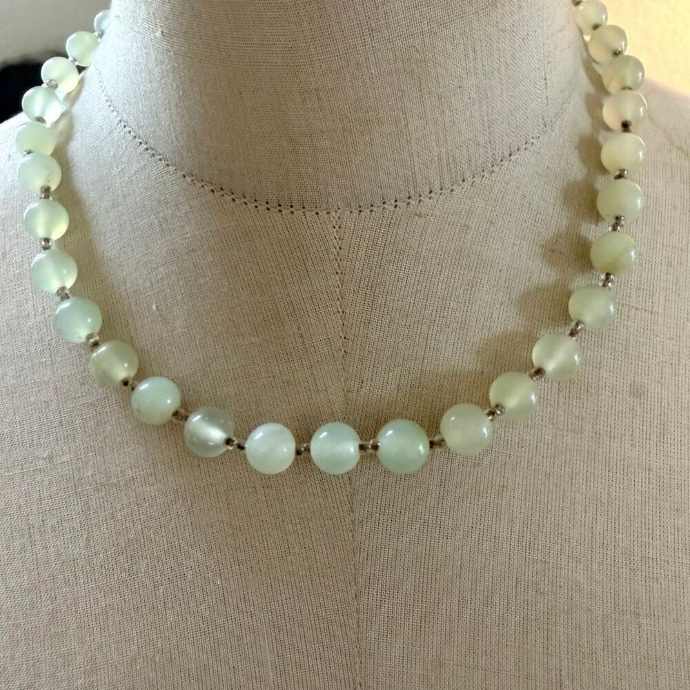 Vintage green  Beaded Necklace – Mid-Century